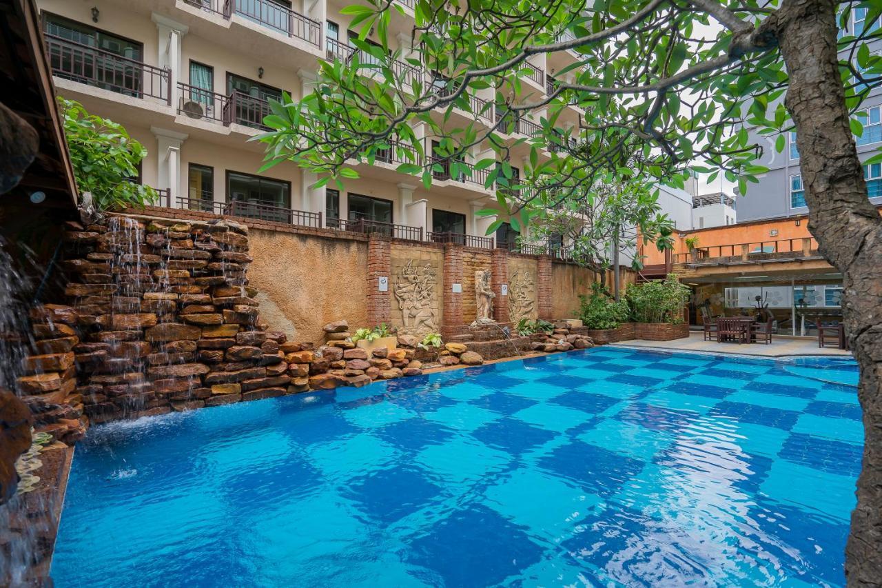 เบลลาวิลล่า พรีม่า 3* Pattaya